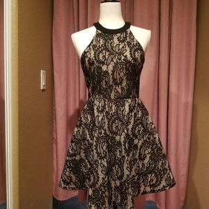 Beautiful cocktail/prom dress